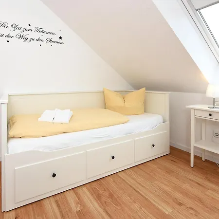 Holiday home Wormser Tor - Uns Huus An T Kuest